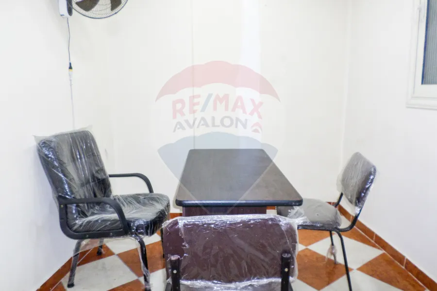 Administration Apartment for rent 180 M Cleopatra (directly on the sea)