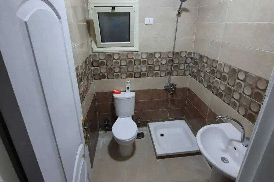 شاليه + روف للبيع (ريتال فيو - الكيلو 77) 55 م شاليه + 55 م روف