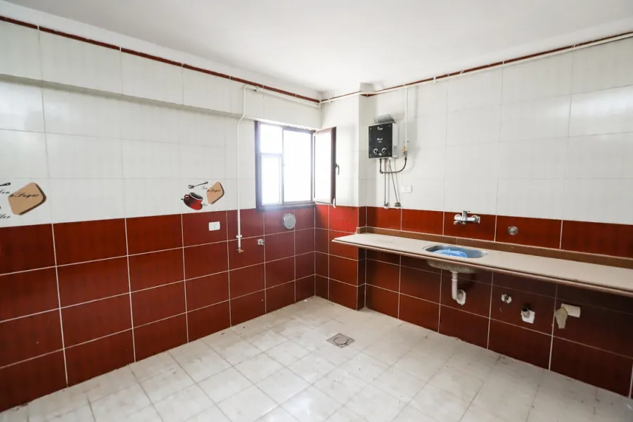 Apartment for sale 200m El-Mandra (Collage of islamic studies)