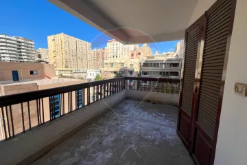 شقة للبيع 120 م رشدي (ش المعسكر الروماني)