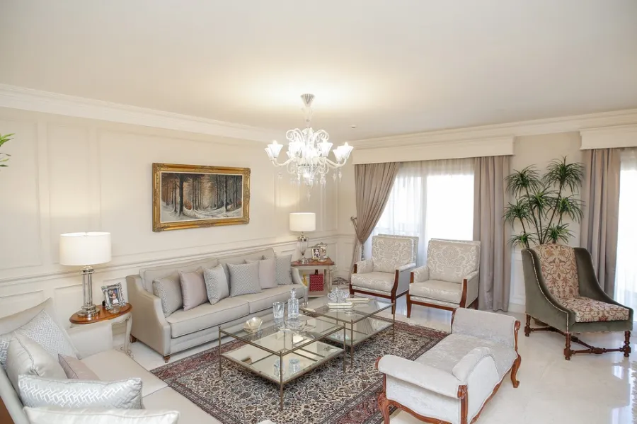 شقة فاخرة للبيع 275م كفر عبده ( ش كفر عبده الرئيسي )