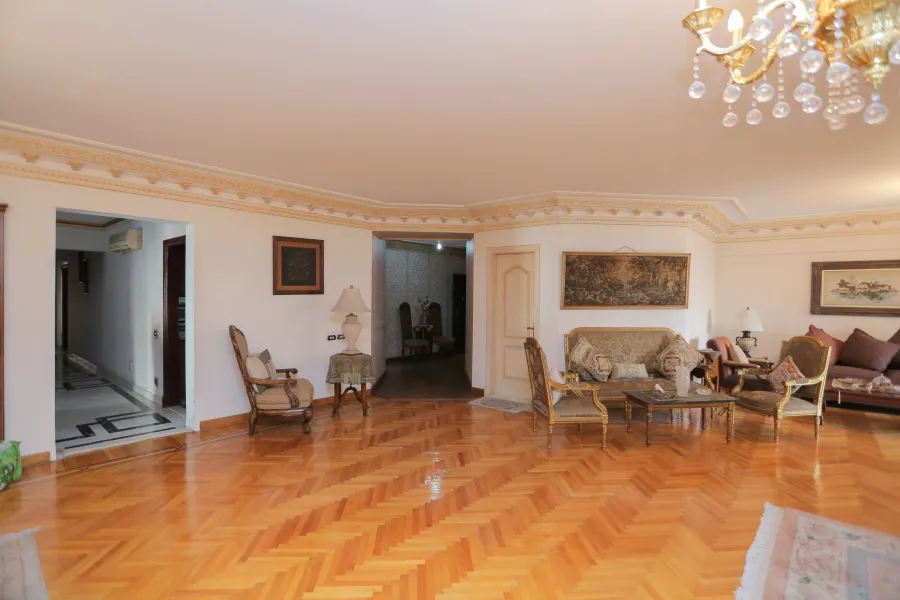 شقة للبيع 375م جناكليس- ش محمد صبرى باشا