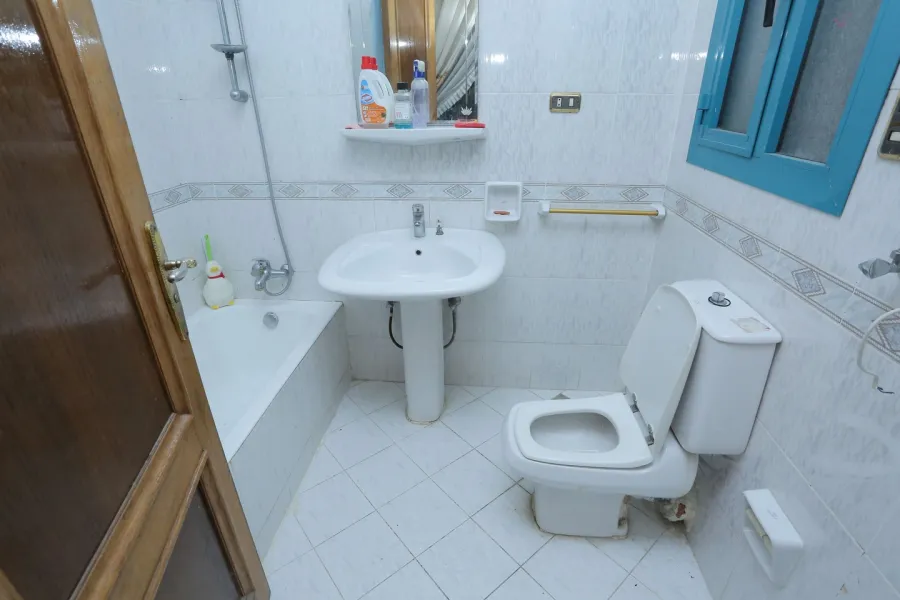 Apartment for sale 273m Laurent (Tram St.)