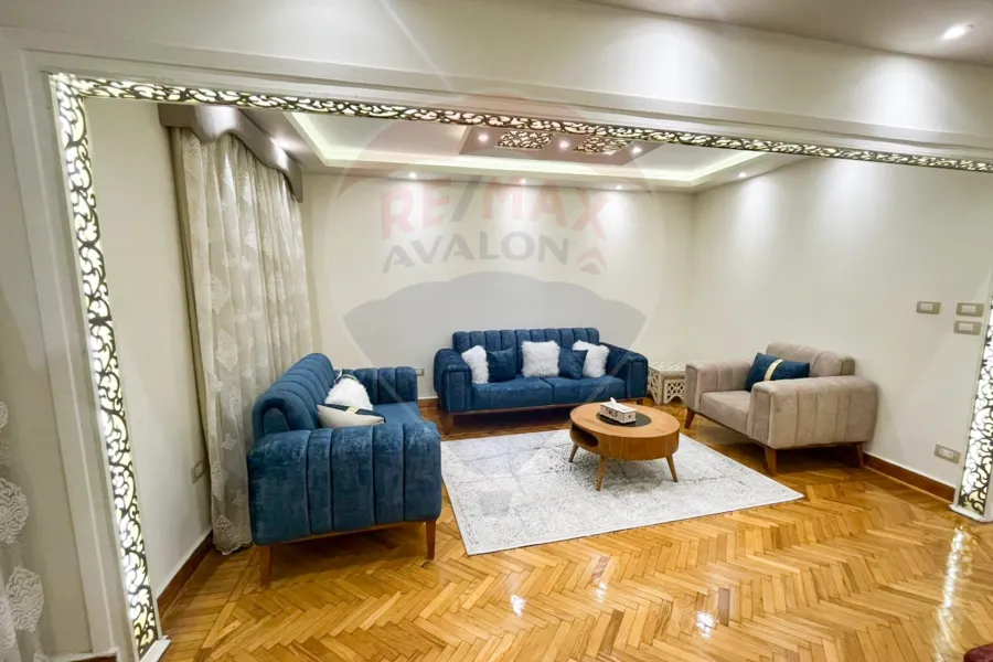 شقه للبيع  170 م بولكلي (ش طيار سعود)