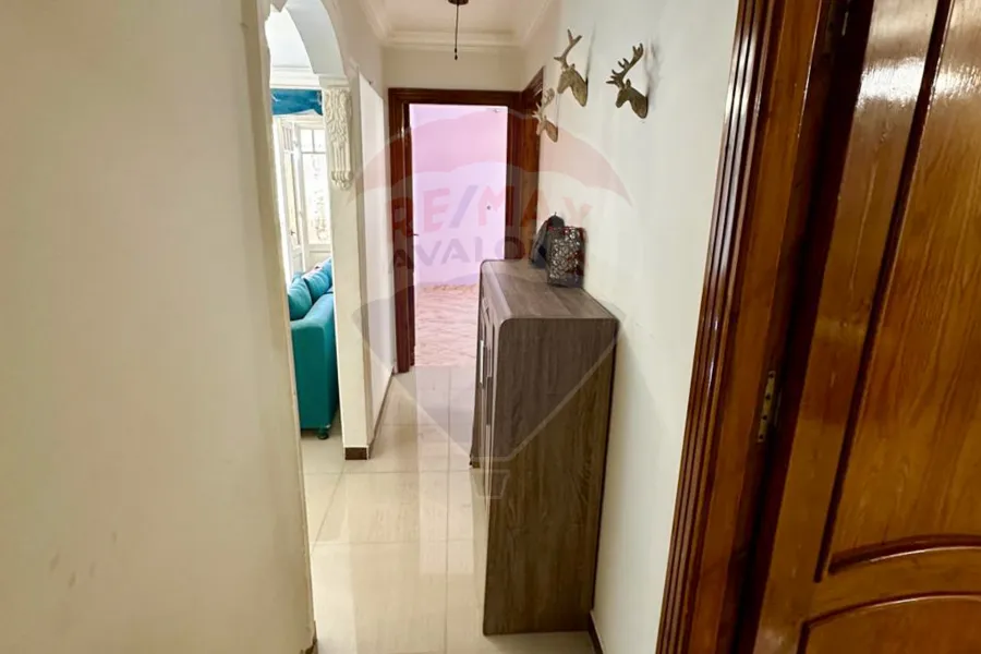 شقة للإيجار 126 م محرم بك (ش منشا - برج براند)