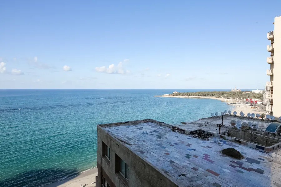 Apartment For Sale 128m El-Mandara (Direclty On Quornish)