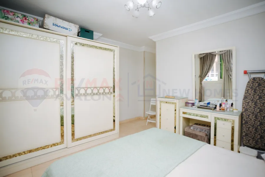 شقة للبيع 125 م الابراهيمية (رابع نمرة من البحر)