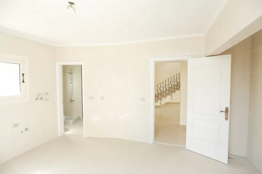 Villa for Rent 285m King Marriot -Compund Alex West