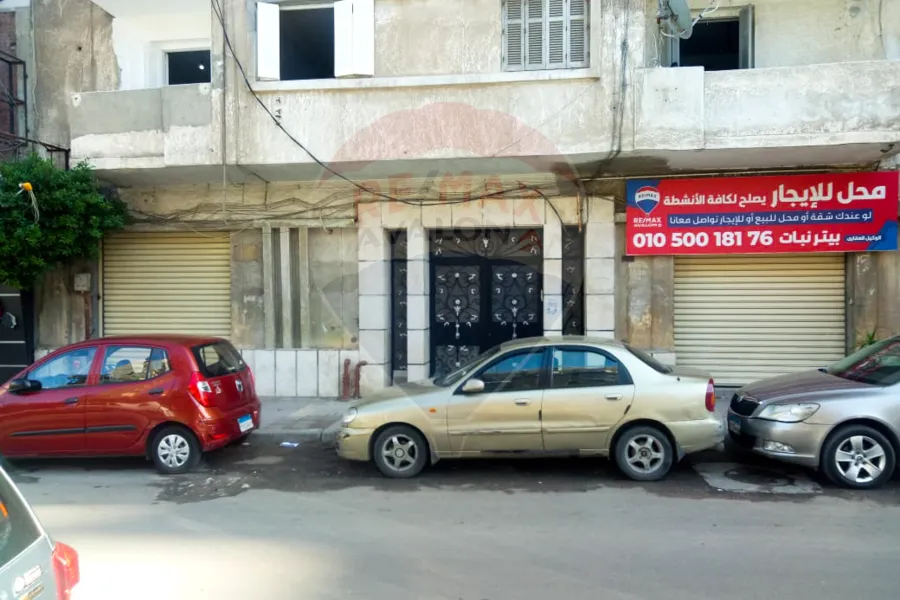 محل للايجار 135 م كامب شيزار (امام محطه ترام كوبري الجامعه)