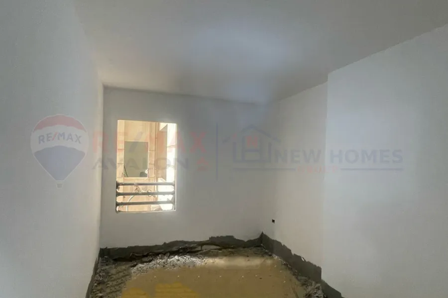 شقة للبيع 135 م سموحة الجديدة  ( كومبوند اليجانس )