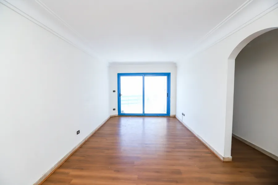 Apartment for rent 130 m Camp Cezar (Directly on Corniche)