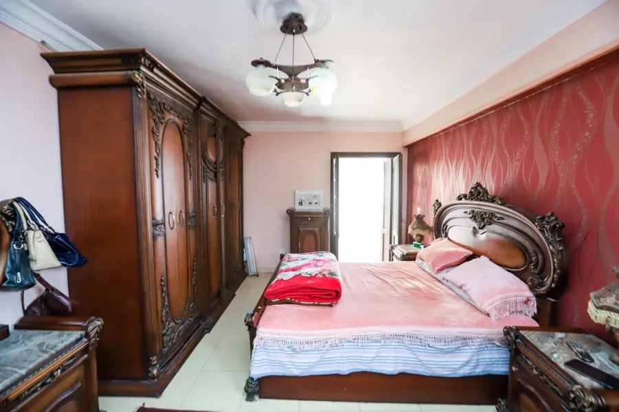 Apartment for sale 200m El-Mandra (Collage of islamic studies)