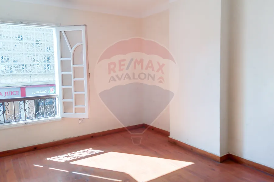 شقة إداري للإيجار 125 م سموحة (المربع الذهبى - أمام المركز الاوليمبى)