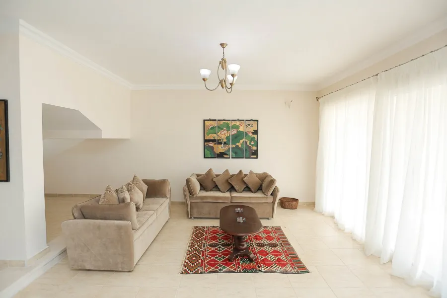 Luxury Furnished Villa for Rent 600m King Marriot -Compund Alex West