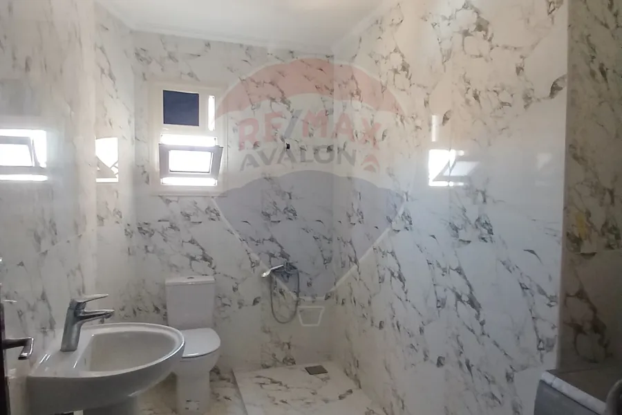 شقة للايجار 150 م سموحة (كومباوند فالورى أنطونيادس)