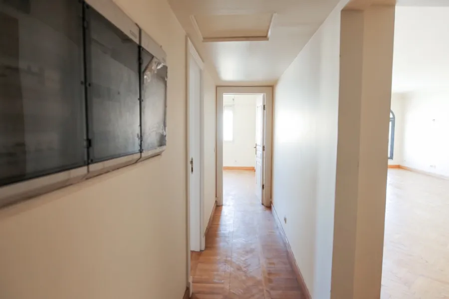 شقة للبيع 225م سموحة - عمارة اللوتس (ش فوزى معاذ الرئيسى)