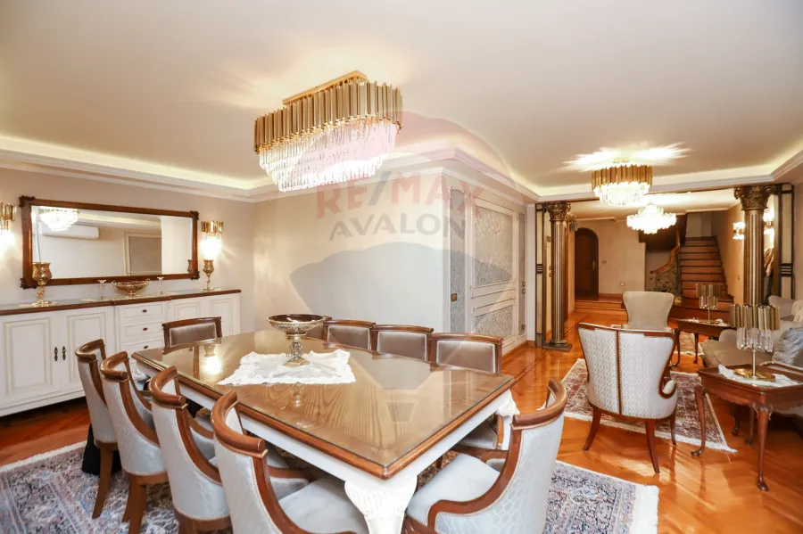 شقة دوبلكس للبيع 308 م سموحة (ش فوزى معاذ)