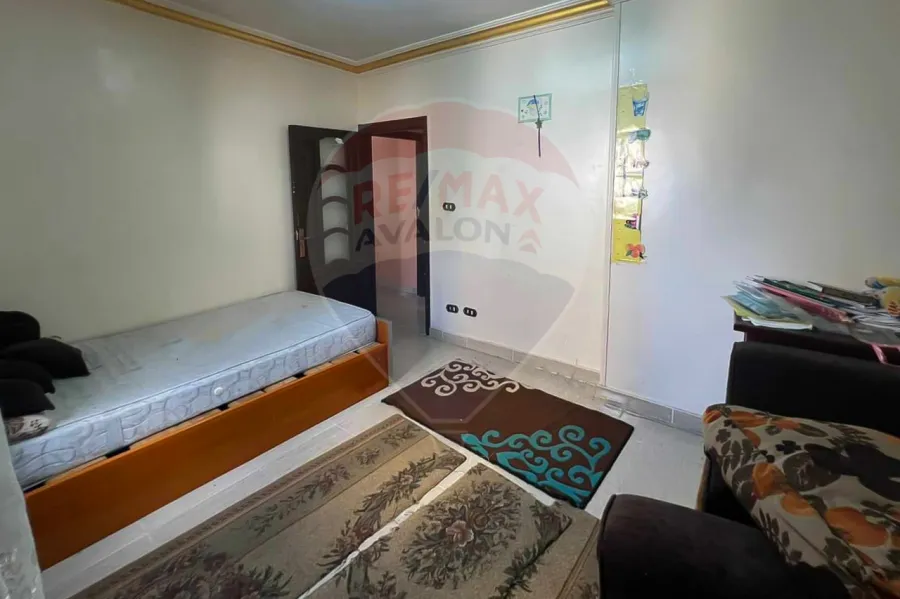 Apartment for rent 130 m Louran (steps from the tram)