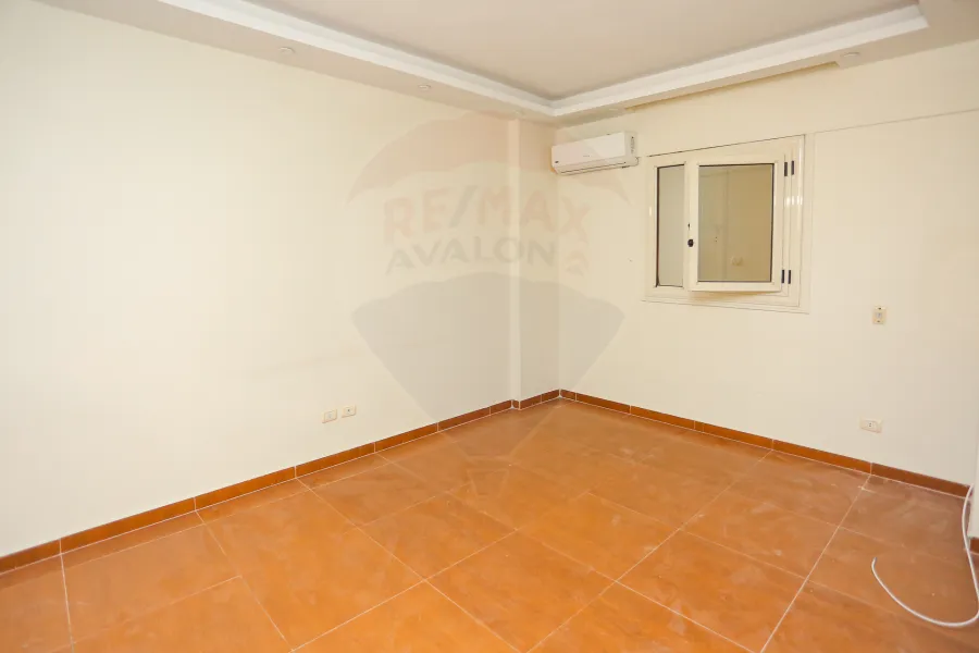 Apartment for sale 155 m Sidi Gaber (Branched from Al-moshier st)