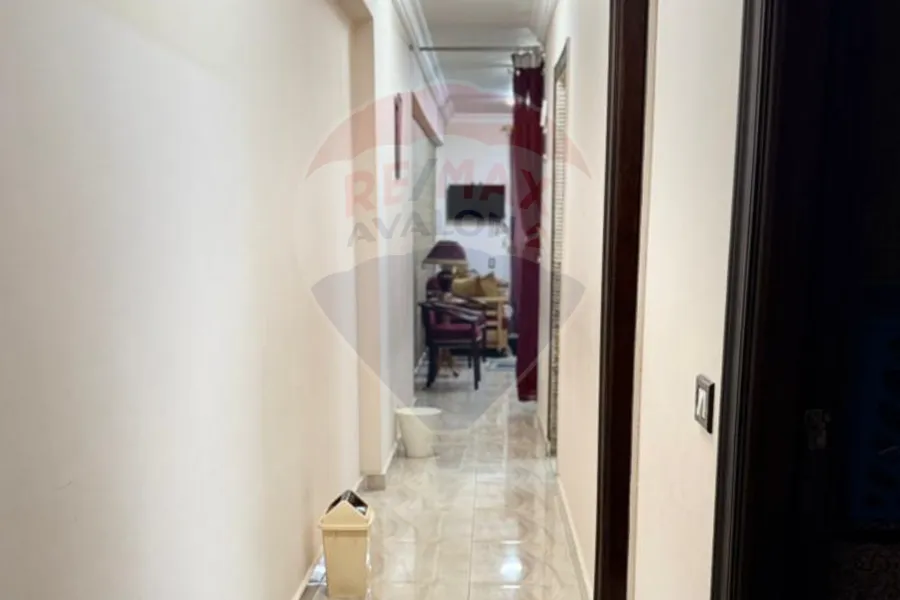 شقة للايجار 105 م سيدي جابر (ش المشير)