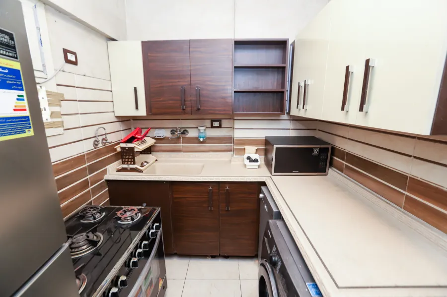 شقة للايجار مفروش 130 م سموحة (شارع 20