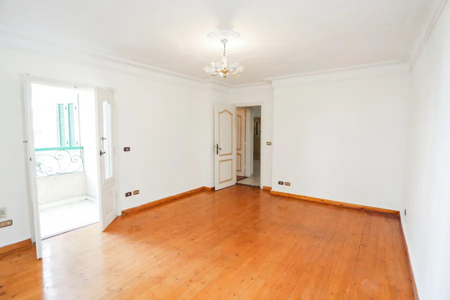 شقة للايجار 285م ستانلى (متفرع من البحر)