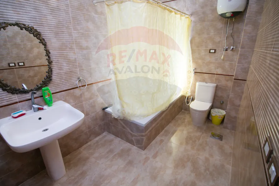 Stand alone villa for sale (Hacienda Bay)