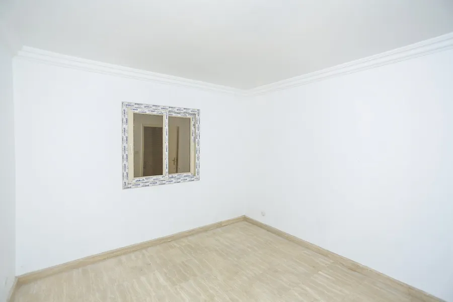 Apartment For Sale 210m Camp-chizar (Steps From University Bridge)