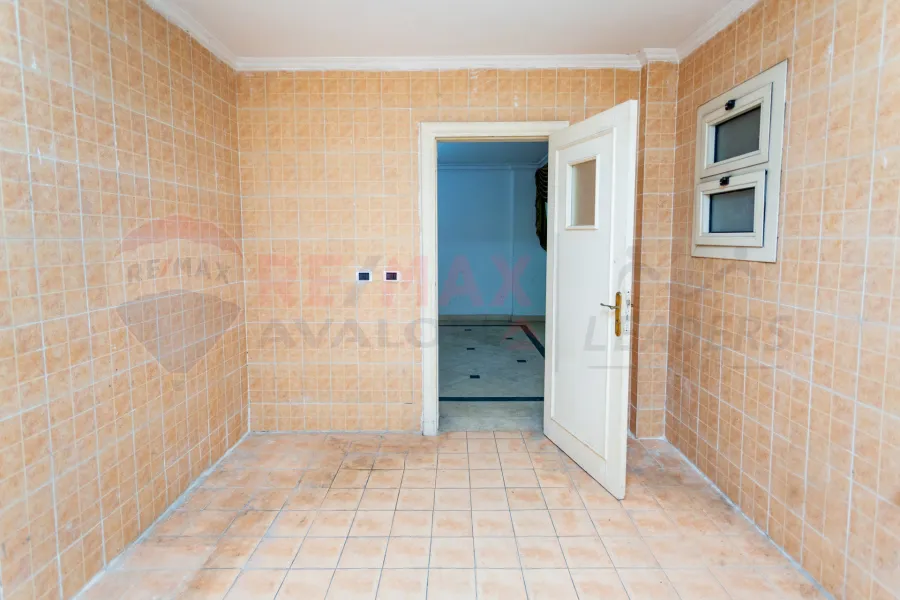 Apartment for sale 192 m Louran (on the sea)