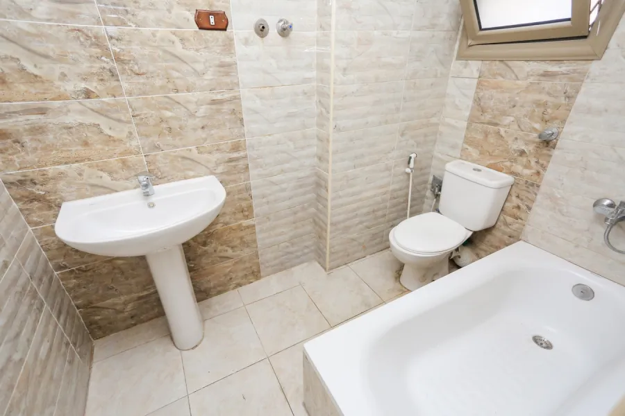 شقة للبيع أو الإيجار 130م سيدي جابر