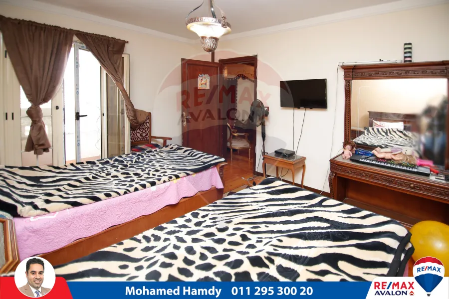 شقة للبيع 145 م محرم بك (ش قناة السويس)