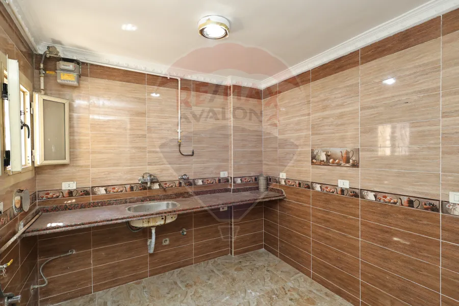 شقة للبيع 130 م فلمنج (ش أحمد باشا ترك - بجوار فتح الله)