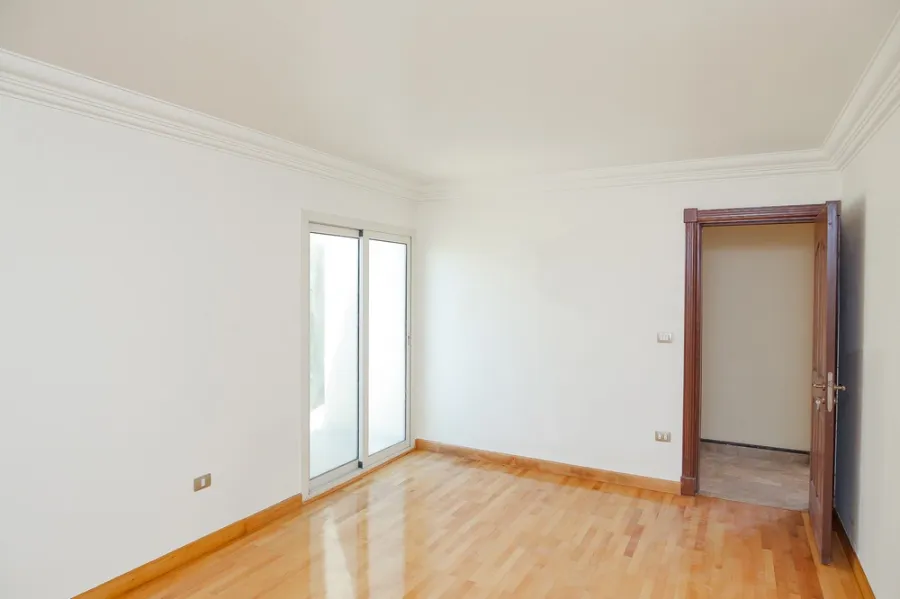 Villa Duplex For Rent 445m Smouha