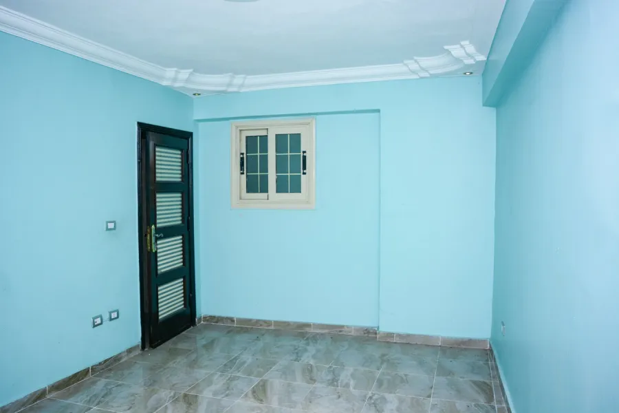 Apartment For Sale 160m Al-Agamy (El-Betash Main Road)