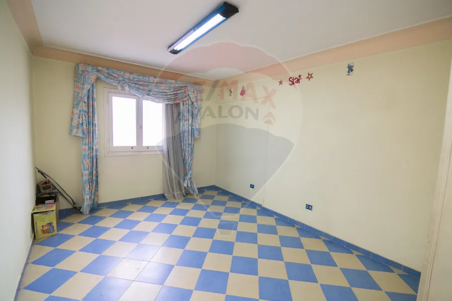 شقة للبيع 150 م العصافرة  (ش جمال عبد الناصر - خلف أسواق الشريف)