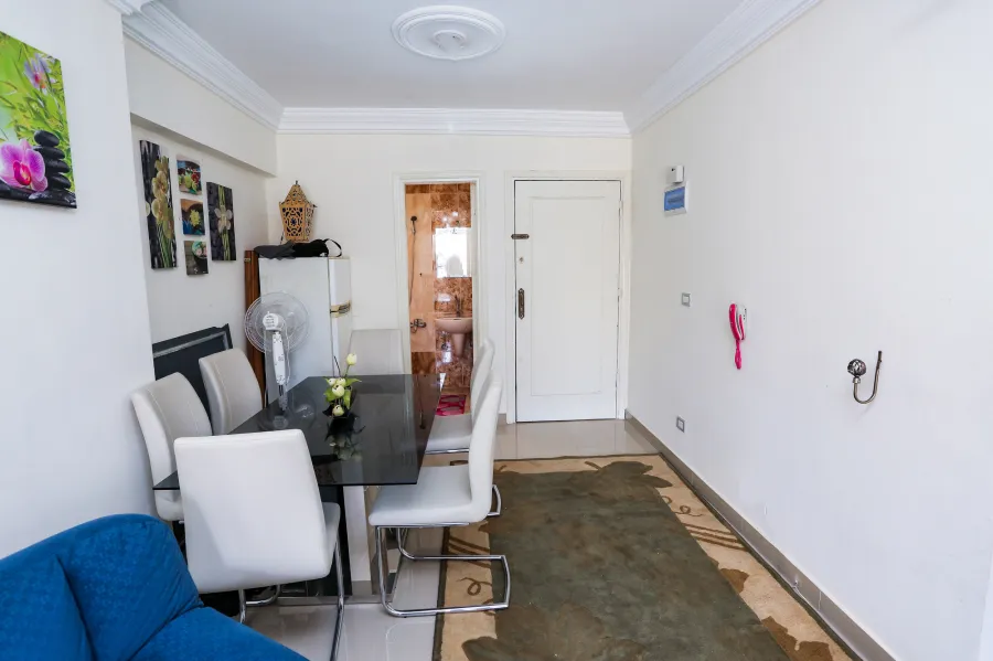 شقة للبيع 150 م فلمنج (خطوات من شارع ابو قير و كنيسة مارمينا جليم)