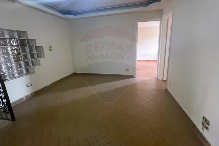 Apartment for rent 180 m Gleem (Steps from Abo Qur st)