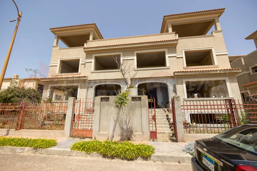 فيلا توين هاوس للبيع 360 م كينج مريوط (اليكس ويست)