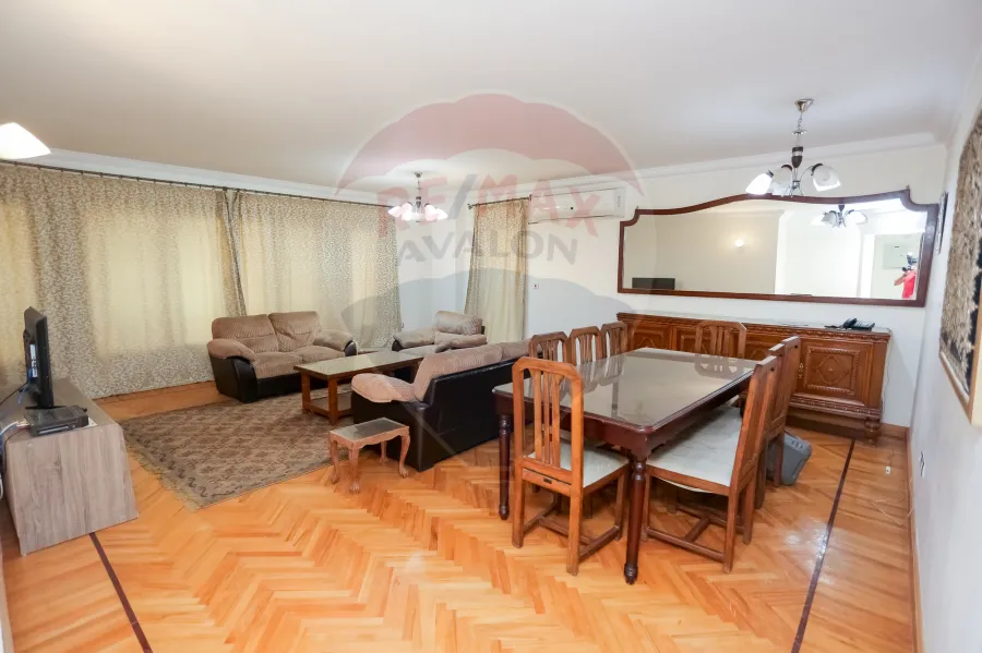 شقة للبيع 243 م سموحة (كومباوند انطونيادس)