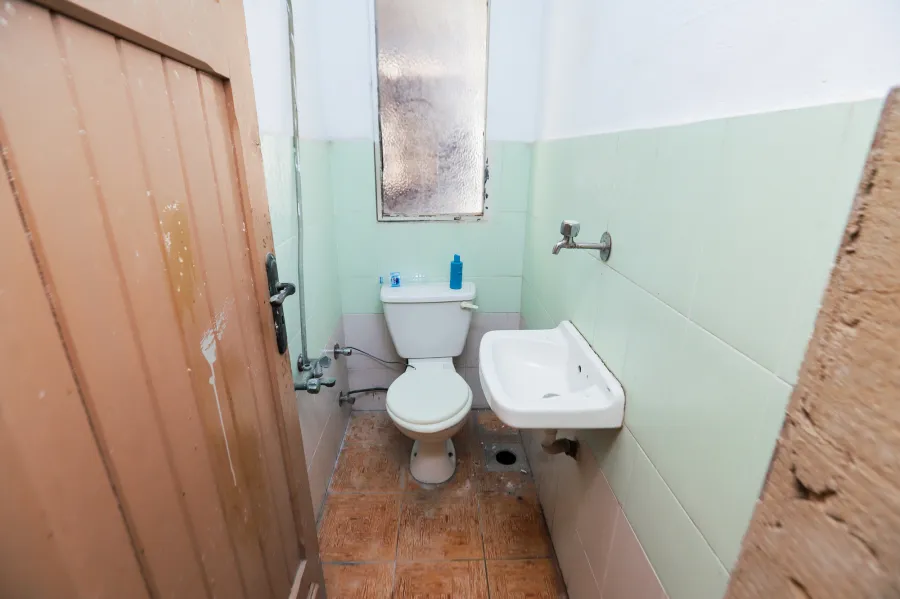 Administrative Unit for rent 500 m Latin District ( Alfraana St. )