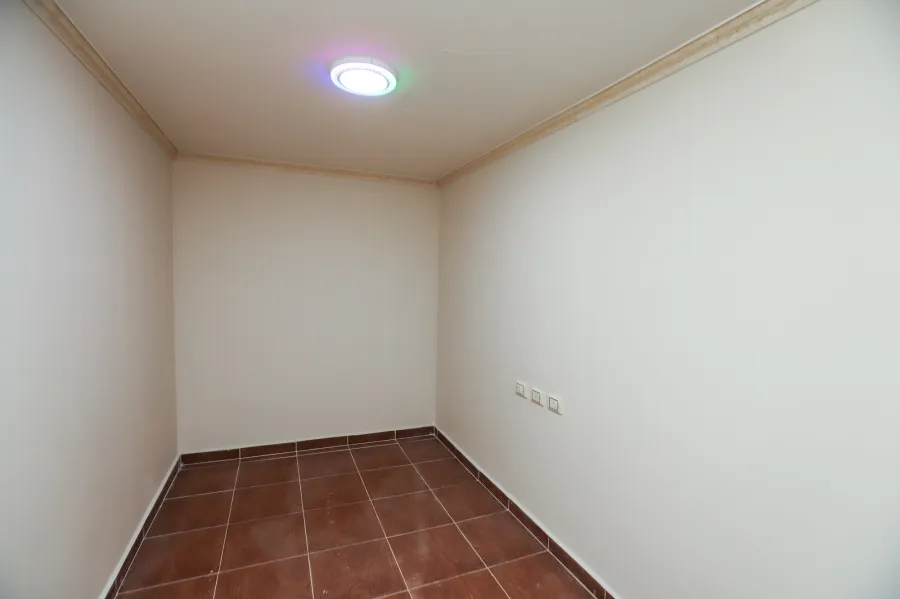 شقة للبيع 297 م الشاطبي (امام حديقة الشلالات)