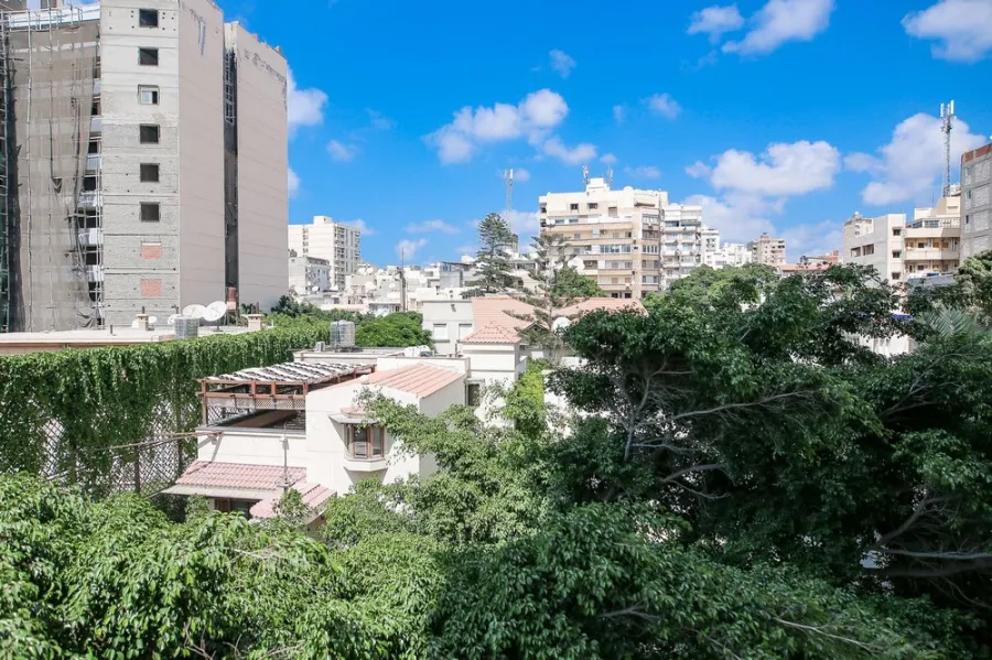 شقة فاخرة للبيع 275م كفر عبده ( ش كفر عبده الرئيسي )