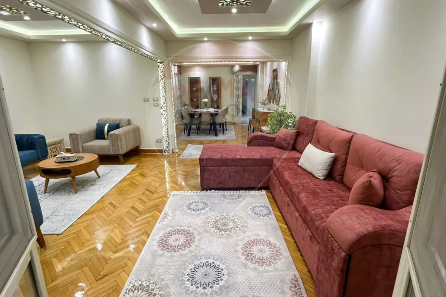 شقه للبيع  170 م بولكلي (ش طيار سعود)