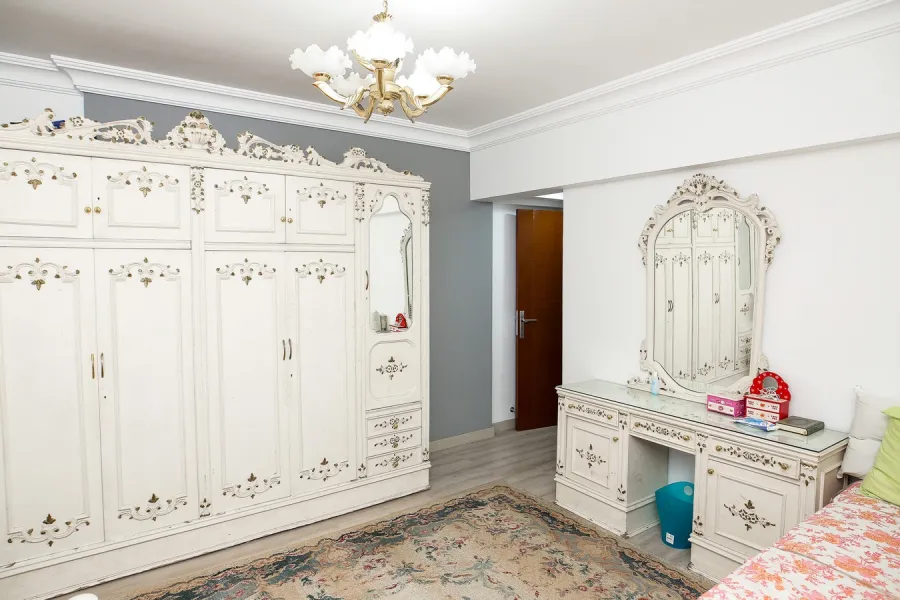 شقة للبيع 189م سموحة (دار السلام - ش النصر)