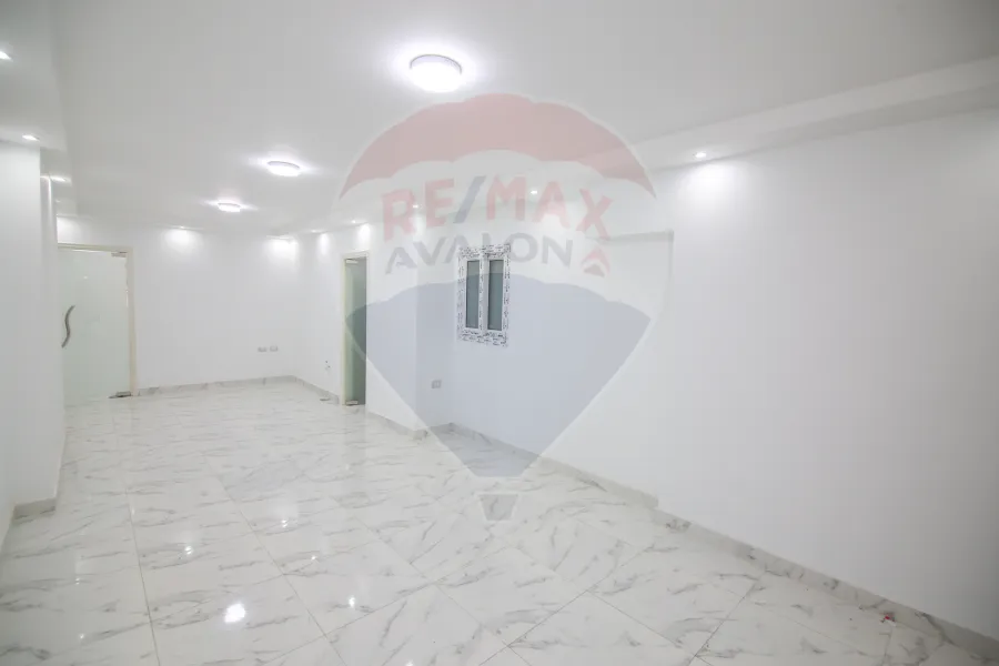 شقة اداري للإيجار 100 م سموحة  مصطفي كامل (عمارة براند)