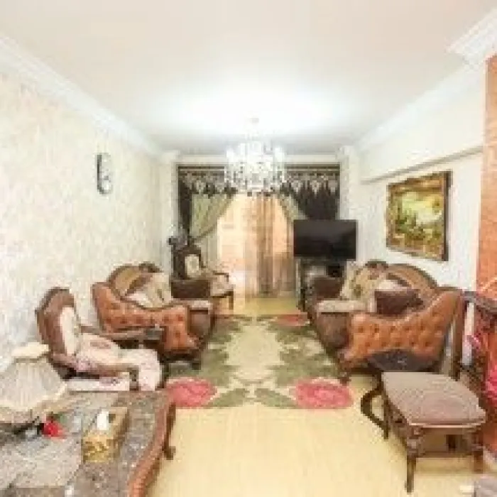 شقة للبيع 170م بالمنتزة