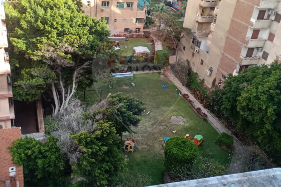 Studio for rent furnished 65 m Stanley (First num from sea)