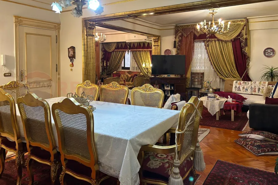 Apartment for sale 180 m Louran (Al-Iqbal St. directly on tram)