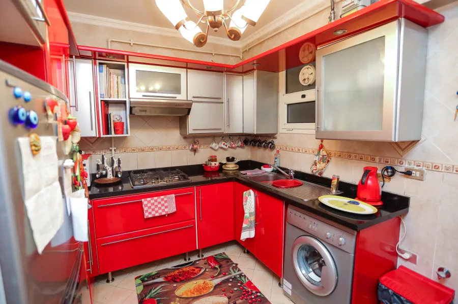 شقة للبيع 150م سموحة (عمارات البارون - ش آلبرت الأول)