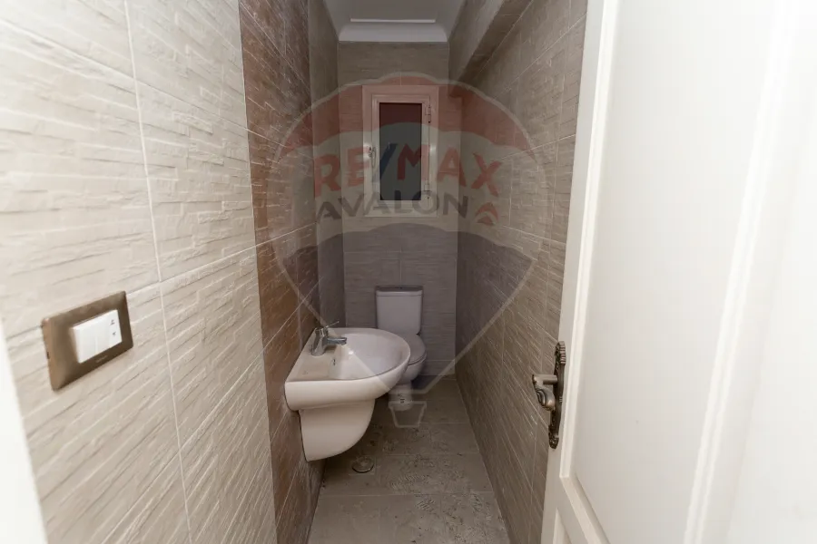 شقة للبيع 157 م سموحة (حي الفيلات)